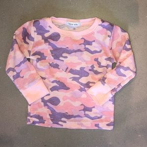 Little mish camo thermal top